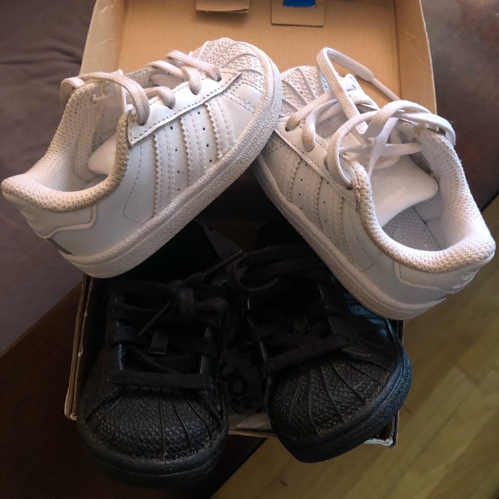 Toddler size 4K adidas Great condition!